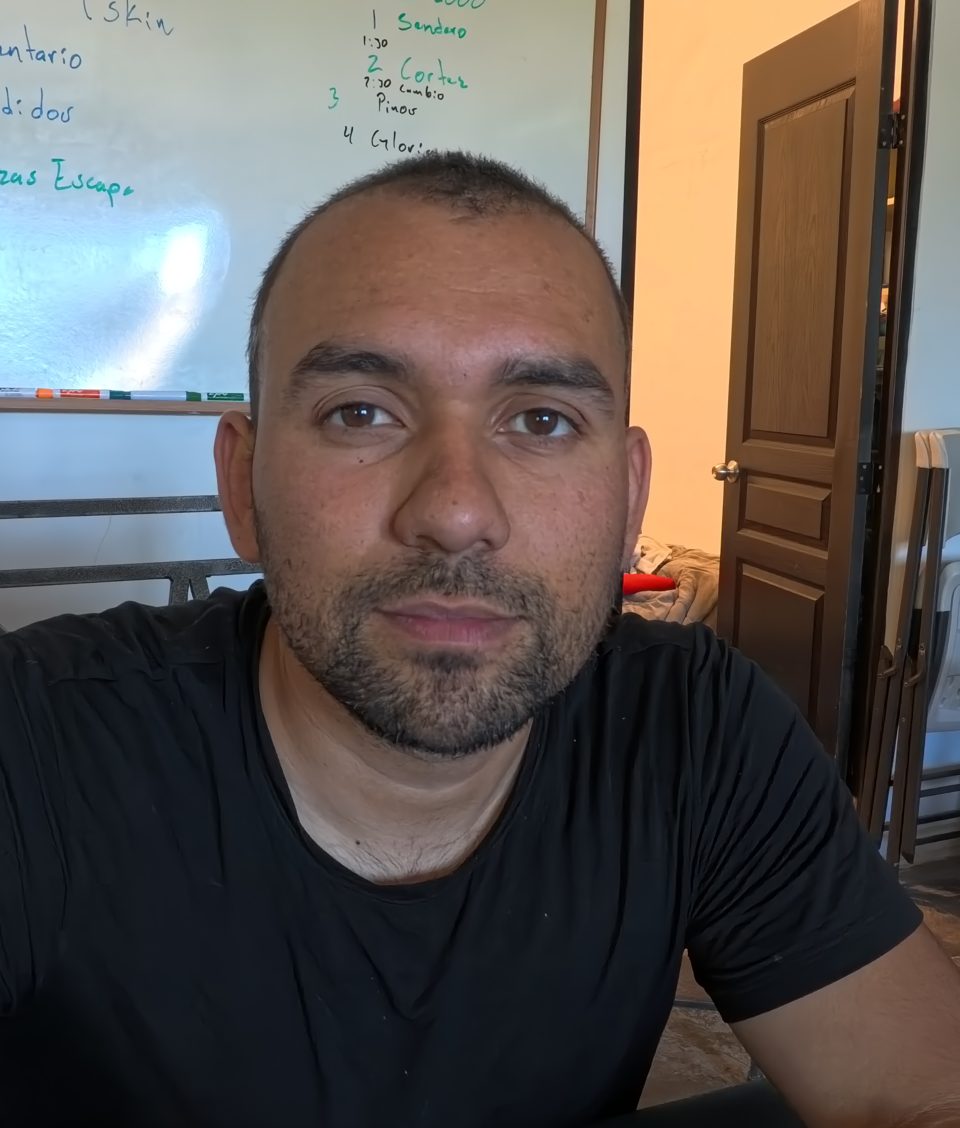 Josué en abril de 2024, casi un año antes de empezar el proceso